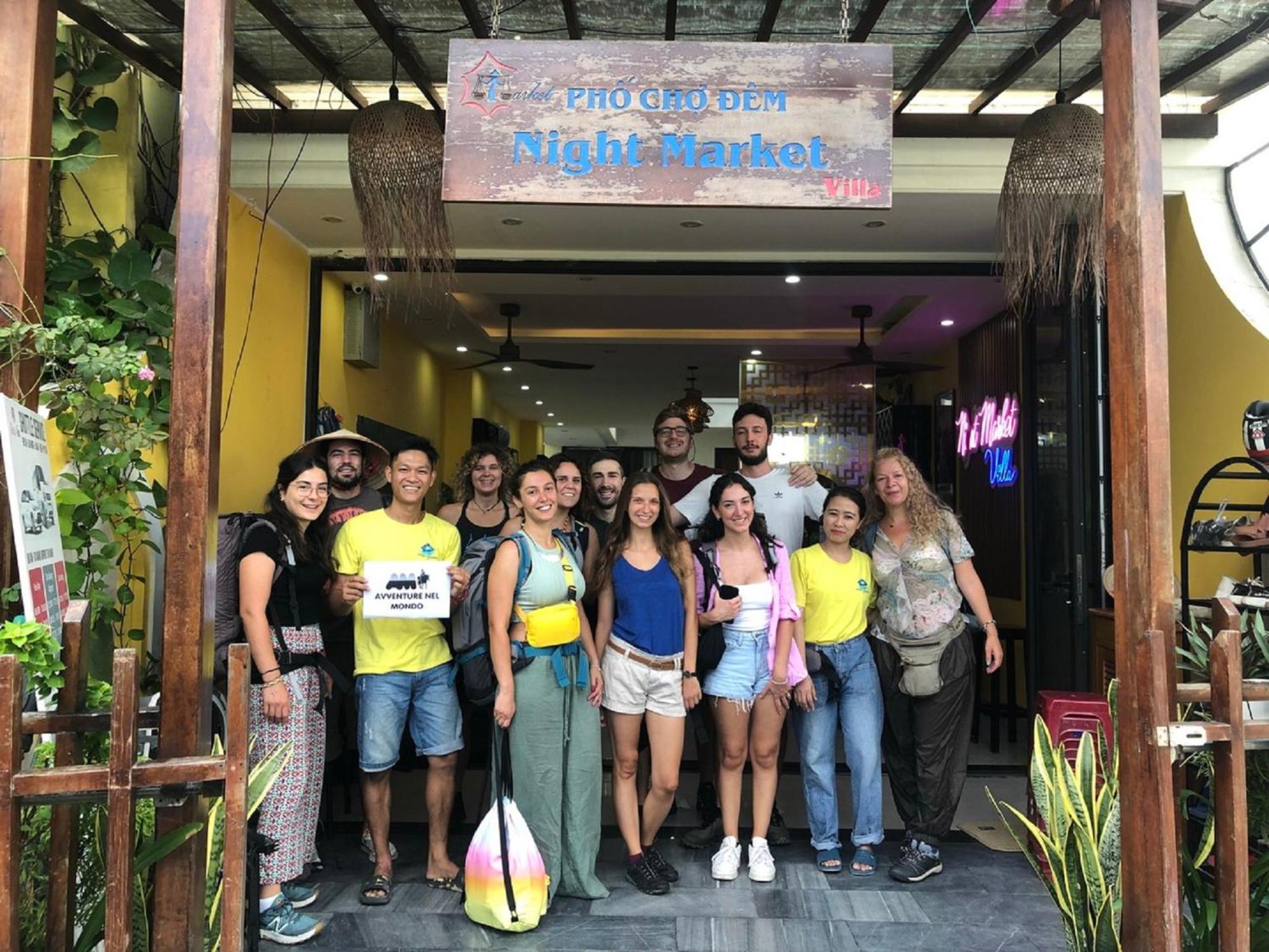 Phố Chợ đêm Hotel Hội An