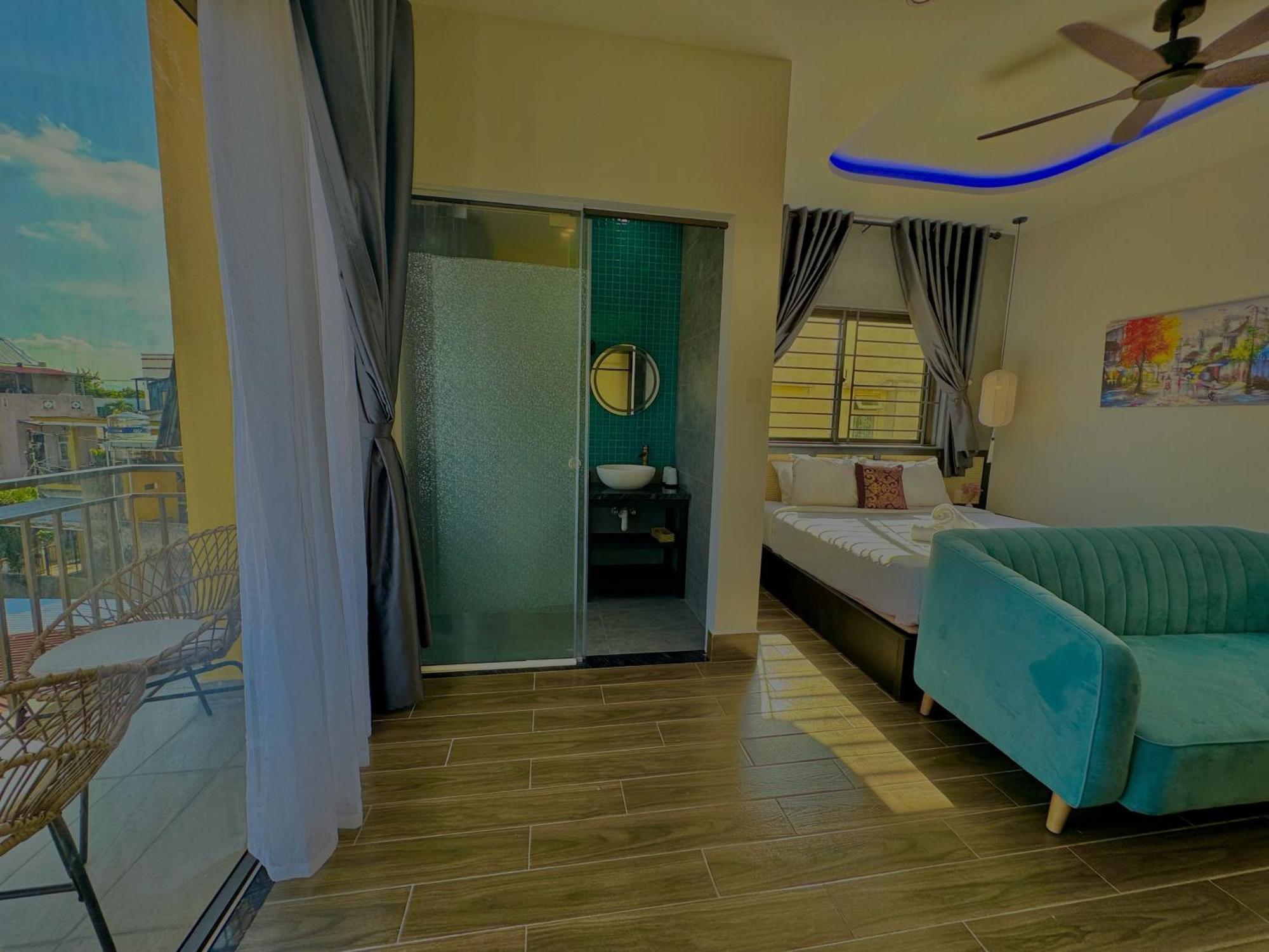 Phố Chợ đêm 3*